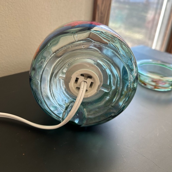 Scentsy Disney Little Mermaid Ariel Glass Wax Melt Warmer - Picture 9 of 11